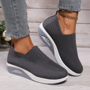 Orthopedic sneakers with air cushioning